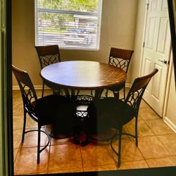 Elegant, Looking And Very Sturdy Dining Table With Four Chairs