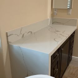 Cabinets And Quartz Countertops 