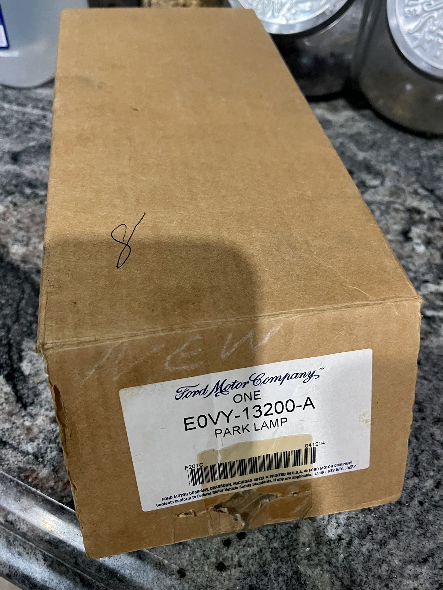 Lincoln Mark VI Continental Towncar Front Parking Light Assembly 