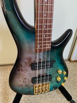 Ibanez SR400EPBX Bass Guitar and Fender Rumble 25 with Gator Softbag