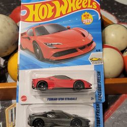 Ferrari SF90 Stradale Red & Silver Lot 2