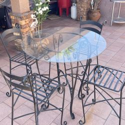 Glass Top Metal Table With 4 Metal High Chairs 