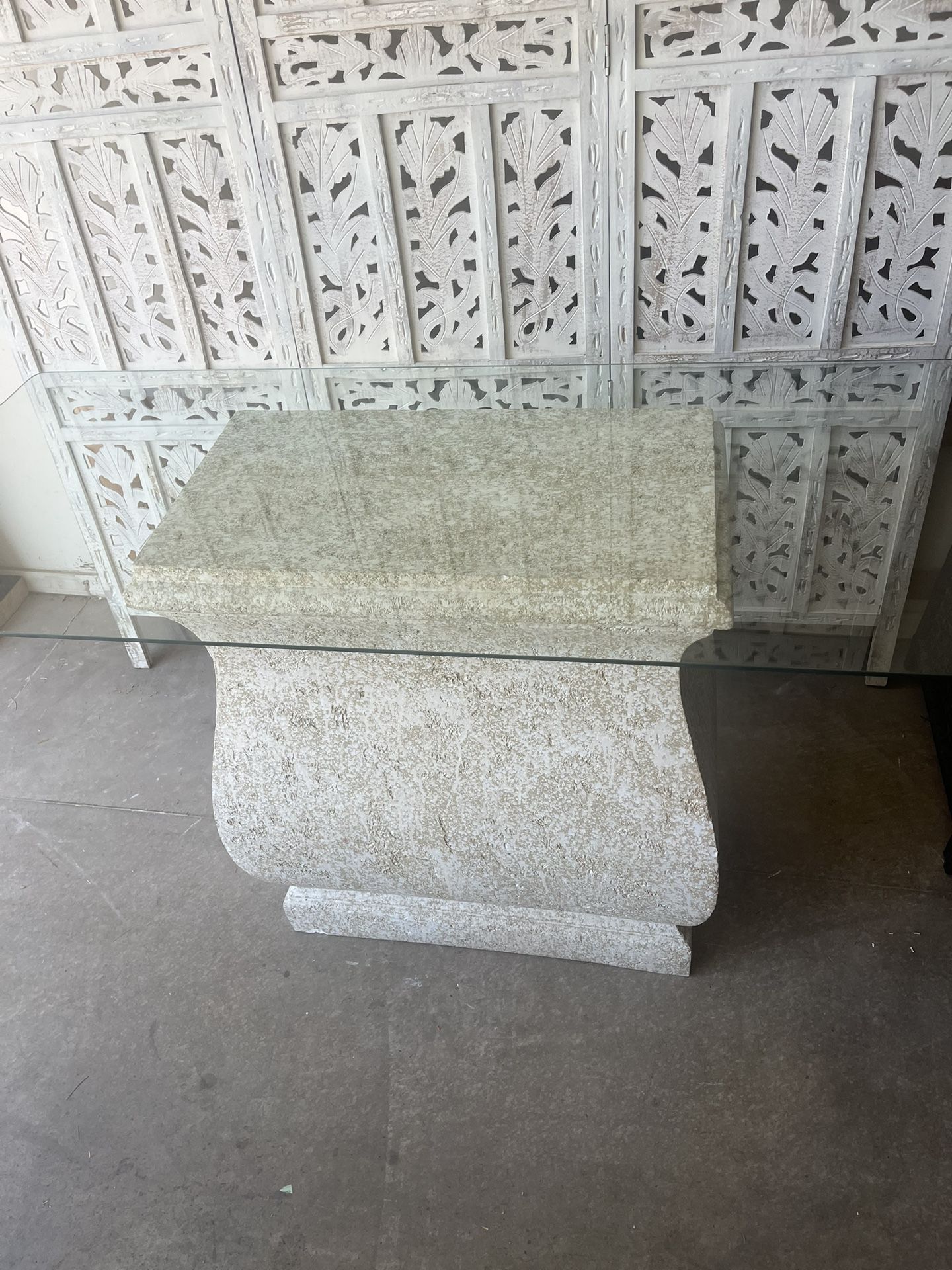 Greco Roman Style Plaster Console Table With Glass Top
