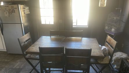 Used 6 chair table