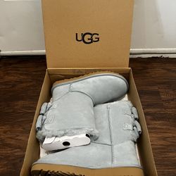 Brand New Women’s Ugg Bailey Corduroy Bow Boots 