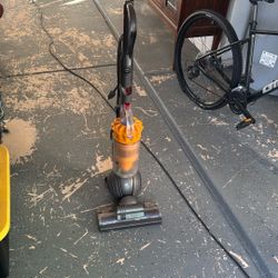 Dyson Slimball Multifloor Vacuum Cleaner