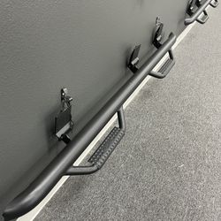 SIDE STEPS- Ford, Chevy, Ram