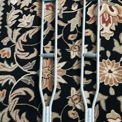 Crutches 