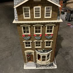 Normal Rockwell dollhouse 