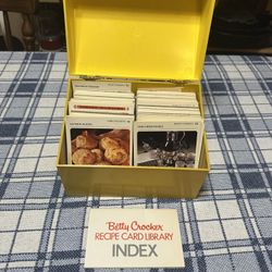 Vintage Betty Crocker Recipe Card Library 