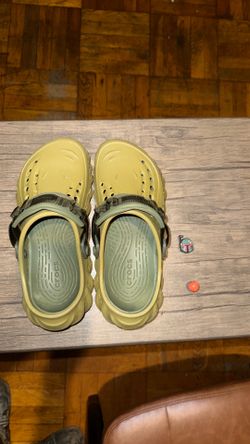 Crocs men’s Echo clogs