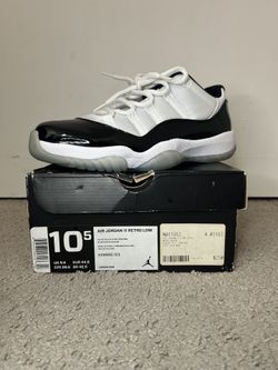 WORN ONCE JORDAN 11 LOW CONCORD SIZE 10.5