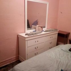White Dresser With Mirror 