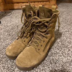 Garmont T8 Defense - 12R LIKE NEW