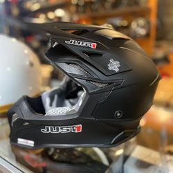 New Just1 Flat Black Dot Off Road Dot Dirt Bike Motorcycle Helmet $140
