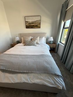 Queen bedroom
