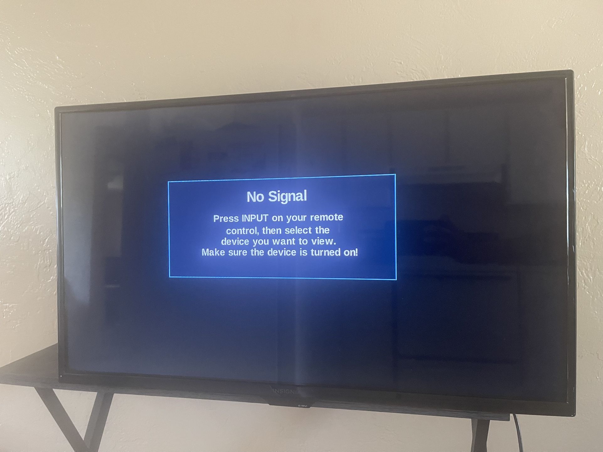 Insignia 32” TV