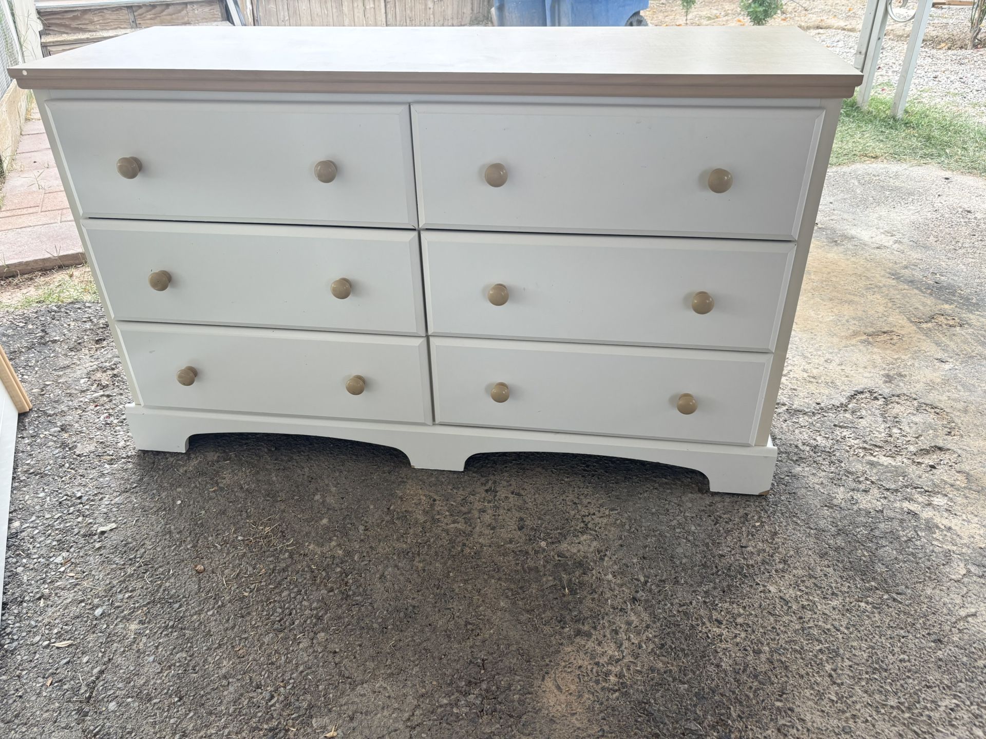 Small Dresser With Mirror