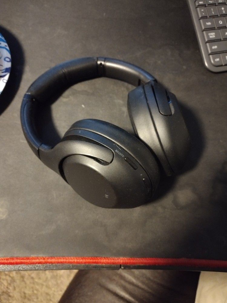 Sony WH-XB900N Headphones