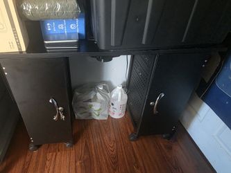 NAIL SUPPLIES AND MANICURE TABLE