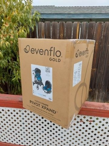 Evenflo Gold Pivot Xpand Modular Travel System