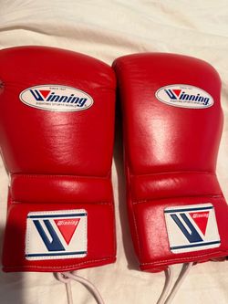 Winning Boxing Gloves – 16 oz – Red – $135