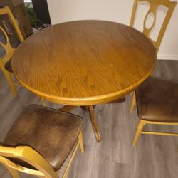 Table And Chairs 