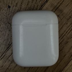 AirPods Like New Come With Box And Charger