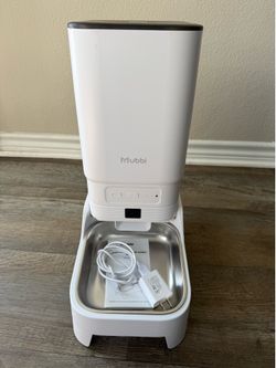 MUBBI 7L Automatic Cat Feeder with 1080P Camera & WiFi