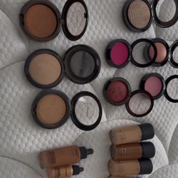 MAQUILLAJE MAC