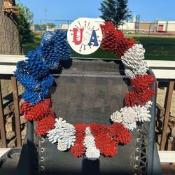 🇺🇸 Handmade Patriotic Pinecone Wreath – Red, White & Blue