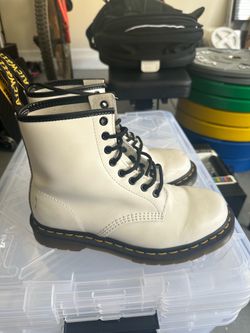1460 SMOOTH LEATHER BOOTS - WHITE