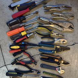 Large Mixed Hand Tool Lot – Screwdrivers, Pliers, Wire Strippers, Adjustable Wrench, Husky & Klein Tools 