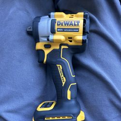 ATOMIC 20V MAX Cordless Brushless 1/2 in. Variable Speed Impact Wrench