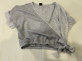 Women’s Blouse small