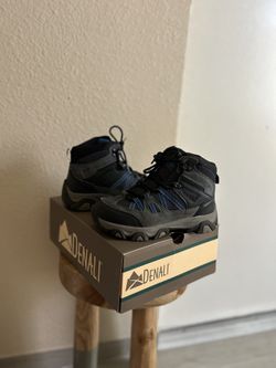 Kids Hiking Boots