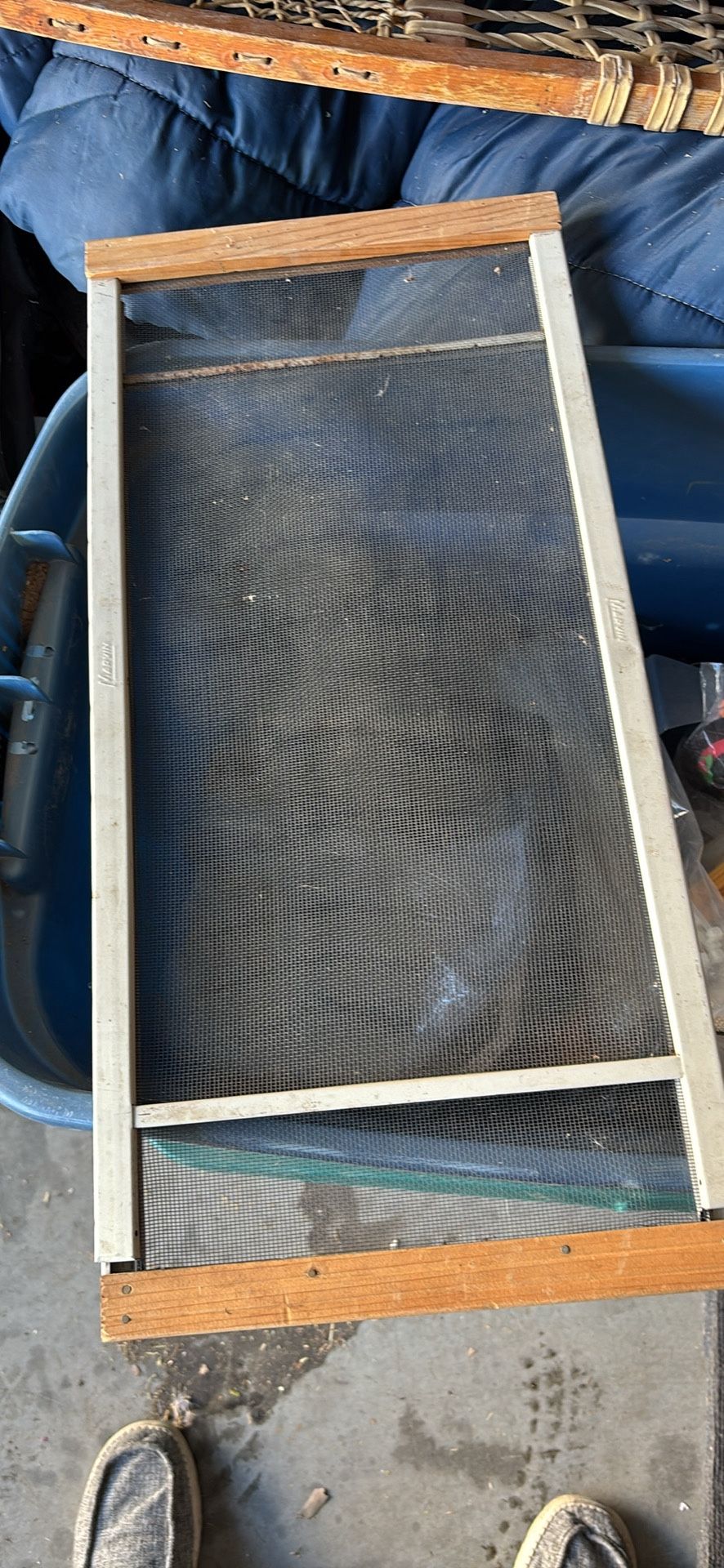 Screen