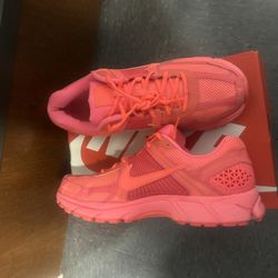 Nike Vomero 5