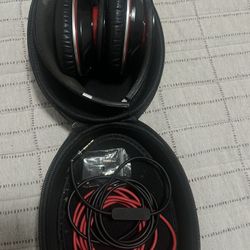 Monster Beats by Dr . Dre