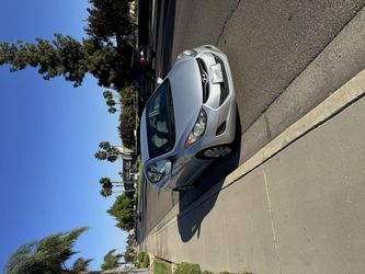 2012 Hyundai Elantra