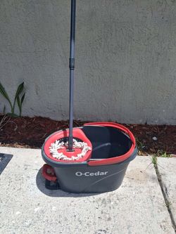 O'Cedar Mop Bucket & Mop