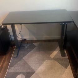Sit/stand Desk