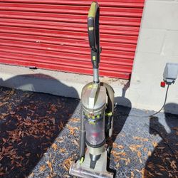 Hoover Air Steerable Bagless Vacuum Cleaner Model UH72400 Upright