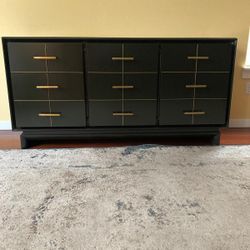 MCM dresser