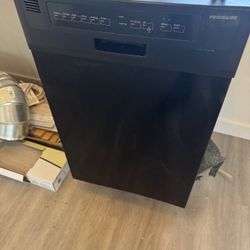 Hisense 18” Dishwasher 