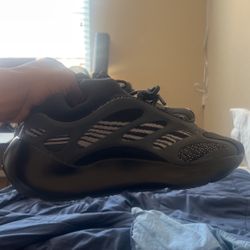 Yeezy 700