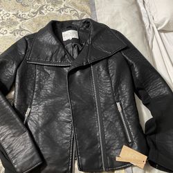 NWT Womens Size Medium Rachel Roy Leather Jacket 
