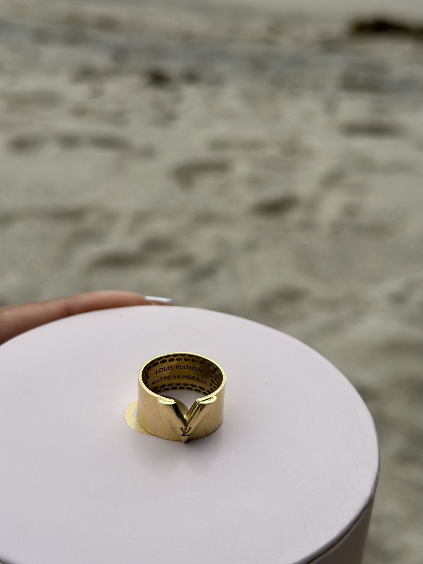 LV 18KT Gold Ring