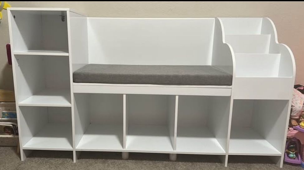 Wooden Bookcase/Shelves With Seat