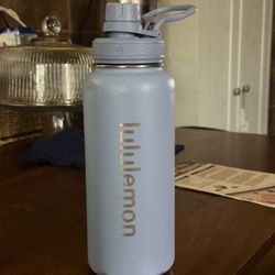 Purple Lululemon Water Bottle 
